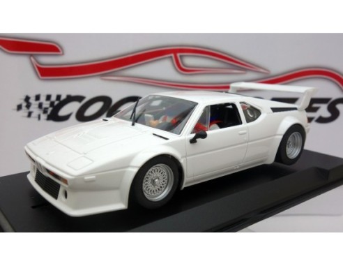 BMW M1 BLANCO SIN TAMPOGRAFIA SIN REFERENCIA FLY