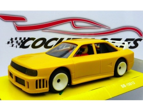 AUDI 90 GTO REPLICA EN RESINA AMARILLA