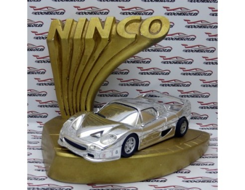 TROFEO NINCO FERRARI F40 ESCAYOLA