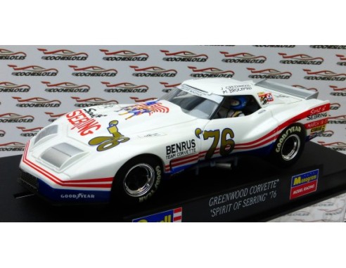 GREENWOOD CORVETTE SPIRIT OF SEBRING”76 REF.08354 REVELL