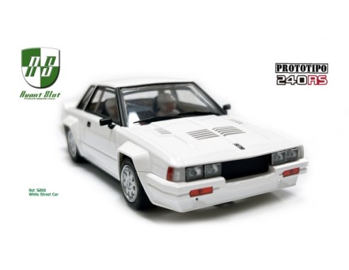 Nissan 240RS - Street Car White REF.52101 AVANT SLOT