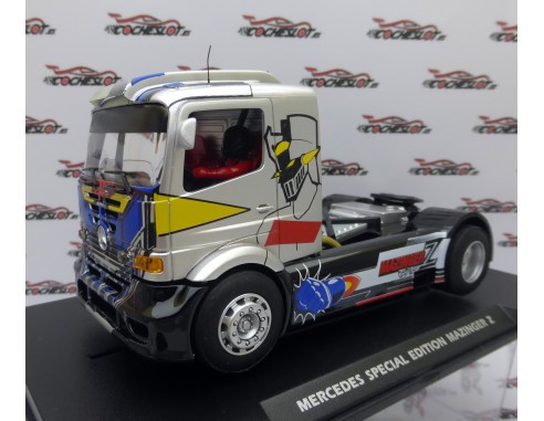 MERCEDES SPECIAL EDITION MAZINGER Z REF.ETRUCK67 FLY