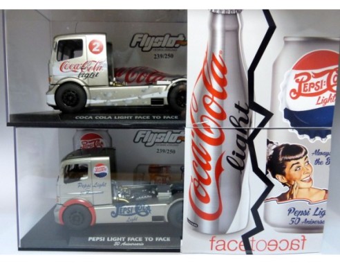 2 CAMIONES 50 ANIVERSARIO PEPSI-COCACOLA LIGHT MISMO NUMERO DE SERIE FLY